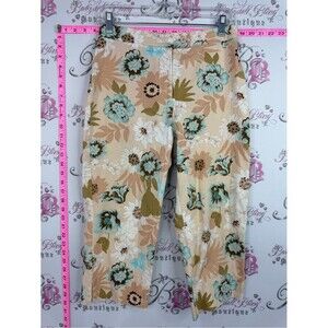 Wardrobe Essentials Floral Capris in Beige, Aqua & Olive
